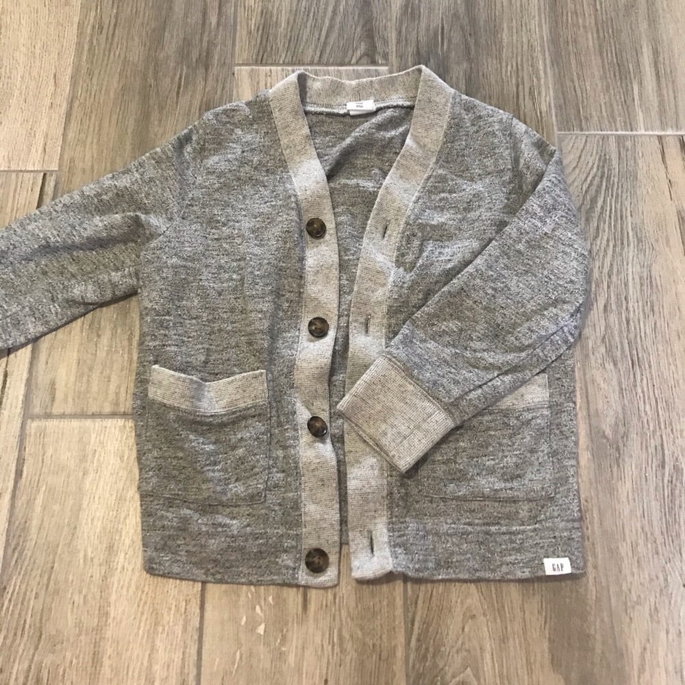 Gap gray button up cardigan sweater